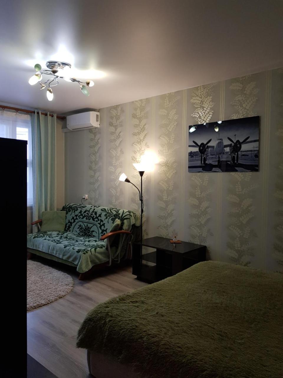 Apartment On Metro Mihalova Minsk Eksteriør billede